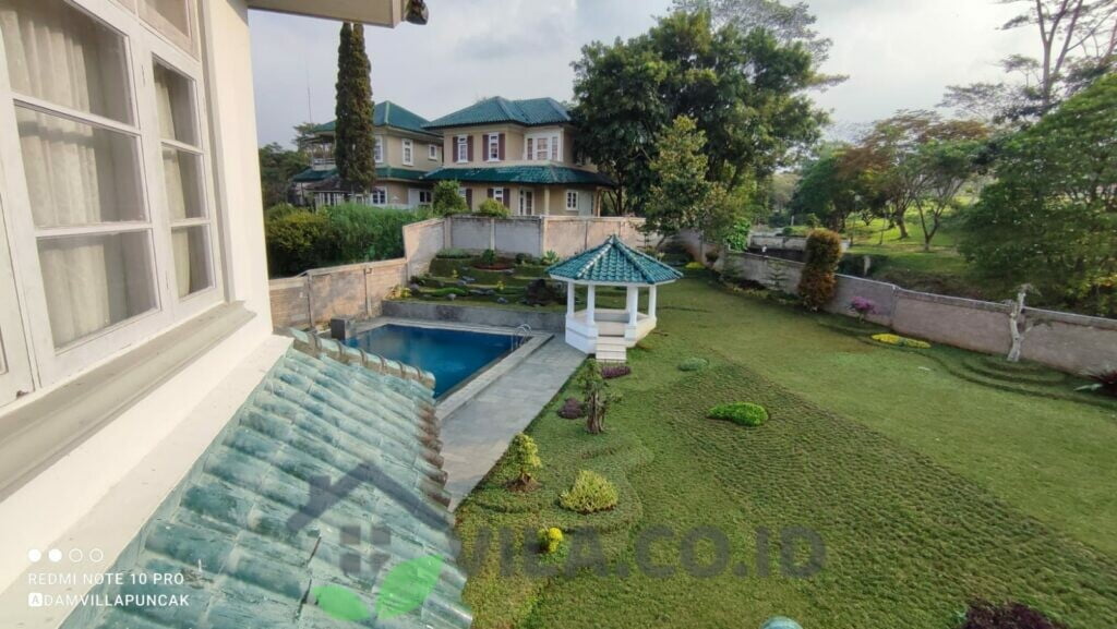 Villa Agung Puncak 6 Kamar Kolam Renang Kapasitas 50 Orang - VILA.CO.ID