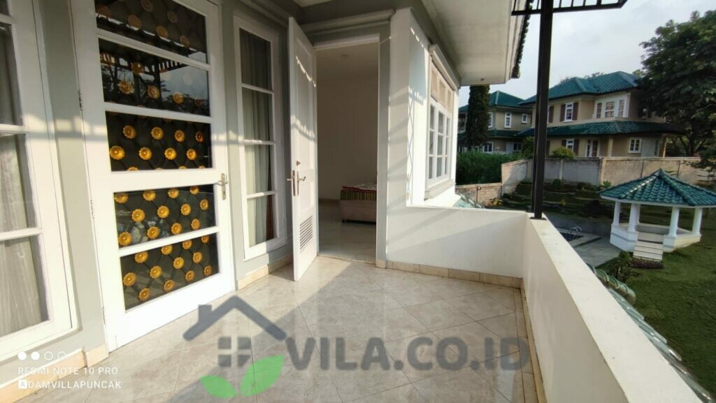 Villa Agung Puncak 6 Kamar Kolam Renang Kapasitas 50 Orang - VILA.CO.ID